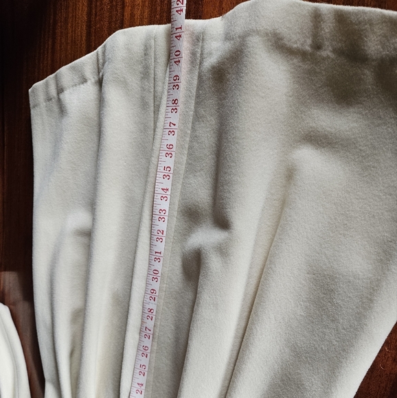 Dian von Furstenberg coat - Picture 10 of 15